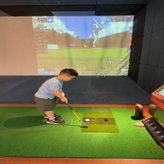 高尔夫小学生's image