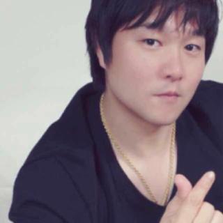 똑바로만가라's image